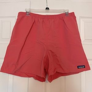Patagonia Men’s Baggies 5” Large, Coral